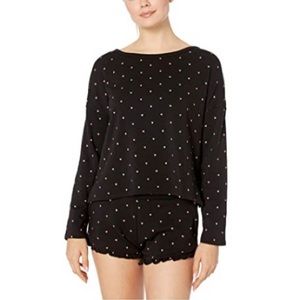 ♦️SOLD♦️ Plush REVOLVE 🆕NWT Fleece Lined Hearts